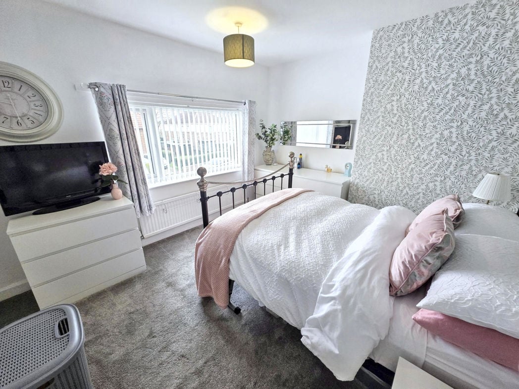 Property image 7 of 11