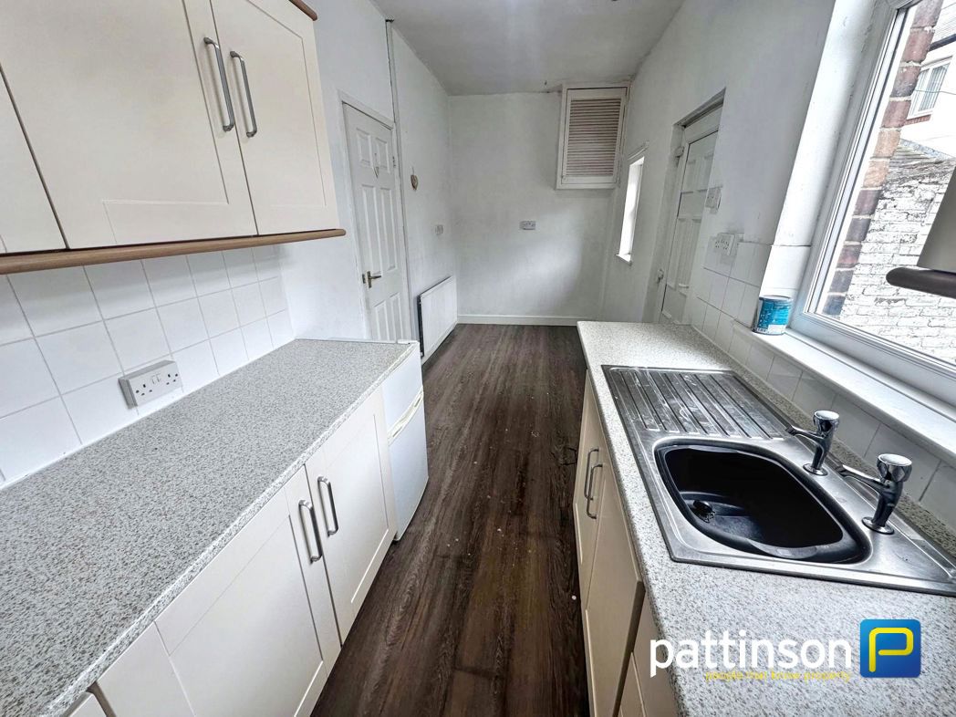 Property image 5 of 12