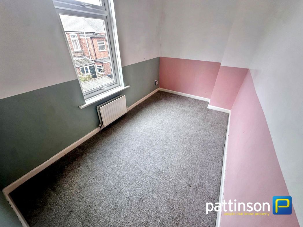 Property image 8 of 12