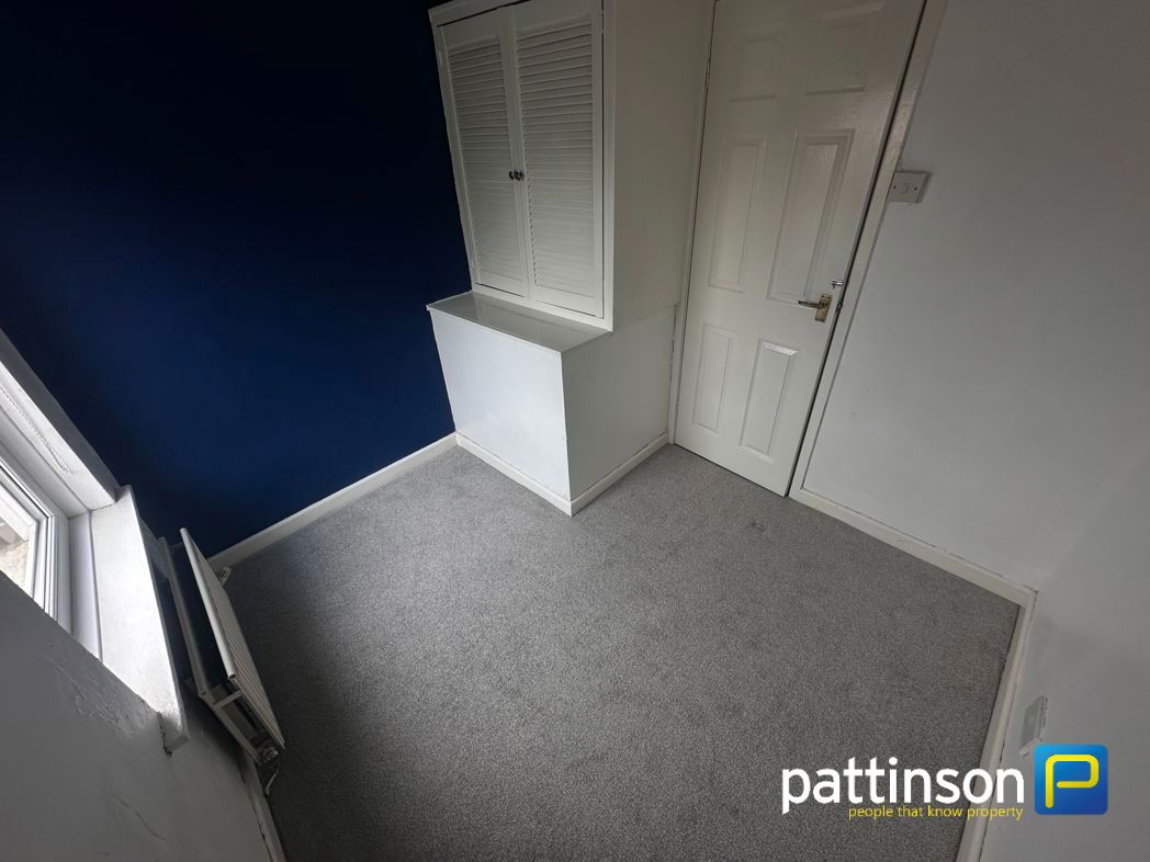 Property image 9 of 12