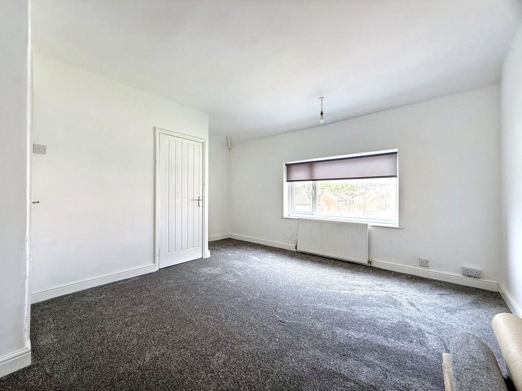 Property image 11 of 17