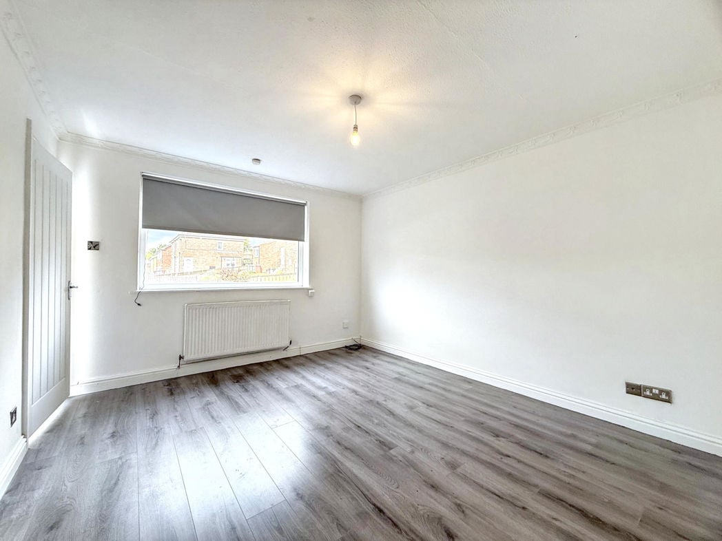 Property image 4 of 17