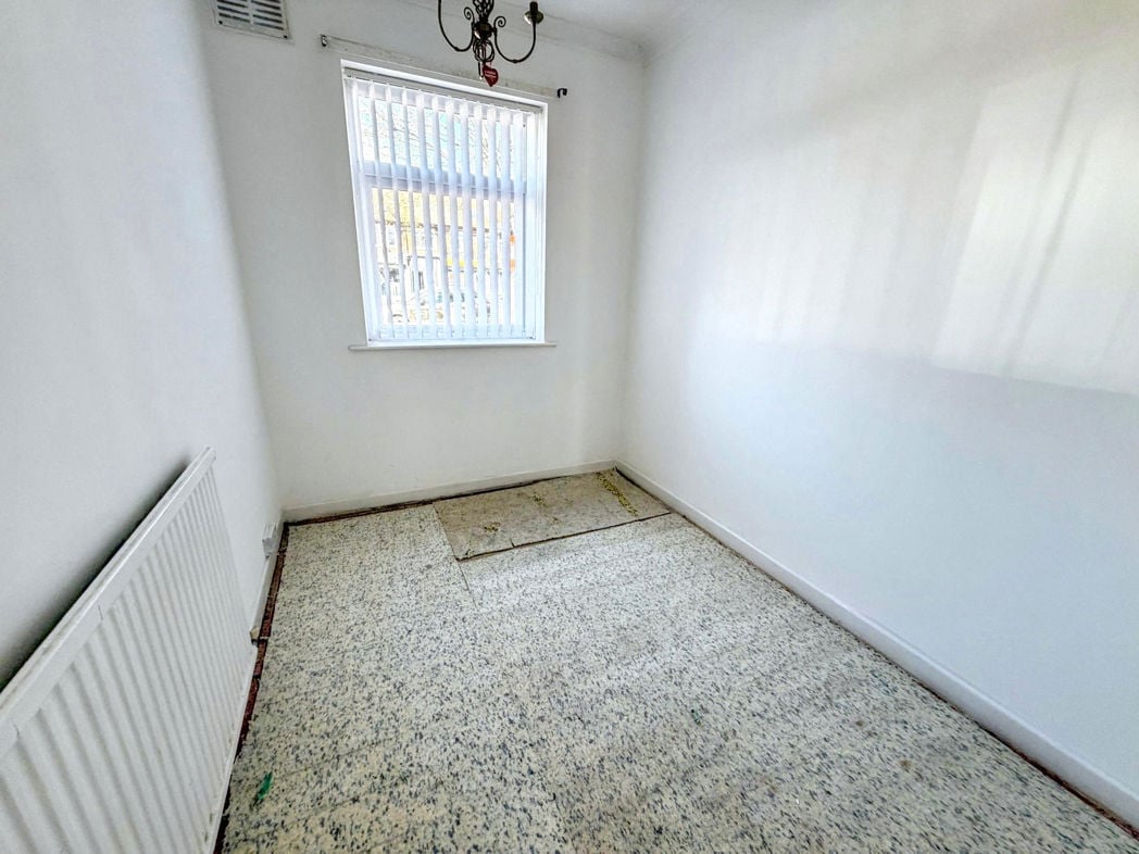 Property image 4 of 9