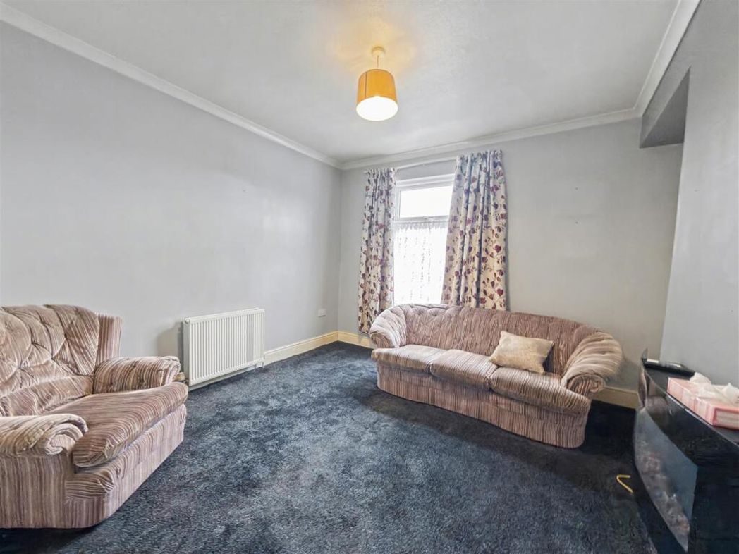 Property image 9 of 13