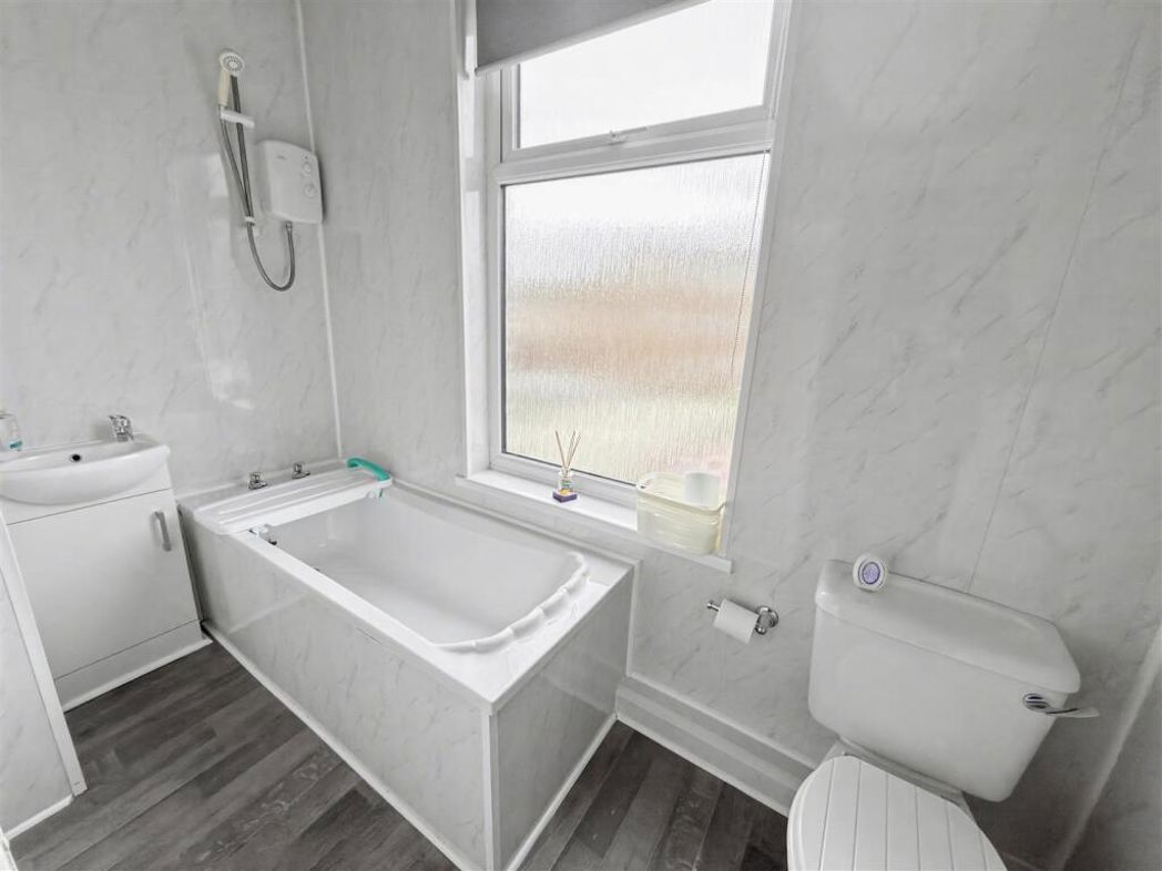 Property image 13 of 13