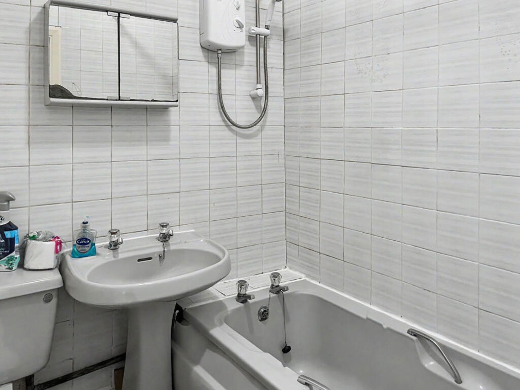 Property image 7 of 8
