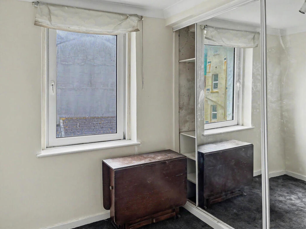 Property image 6 of 8