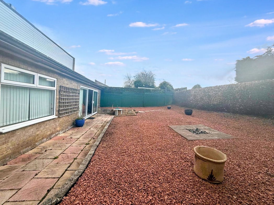 Property image 10 of 11