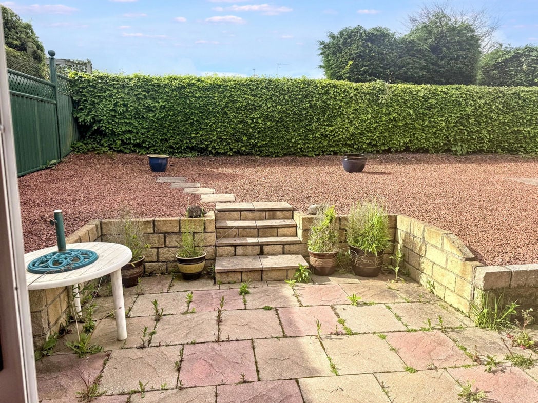 Property image 11 of 11