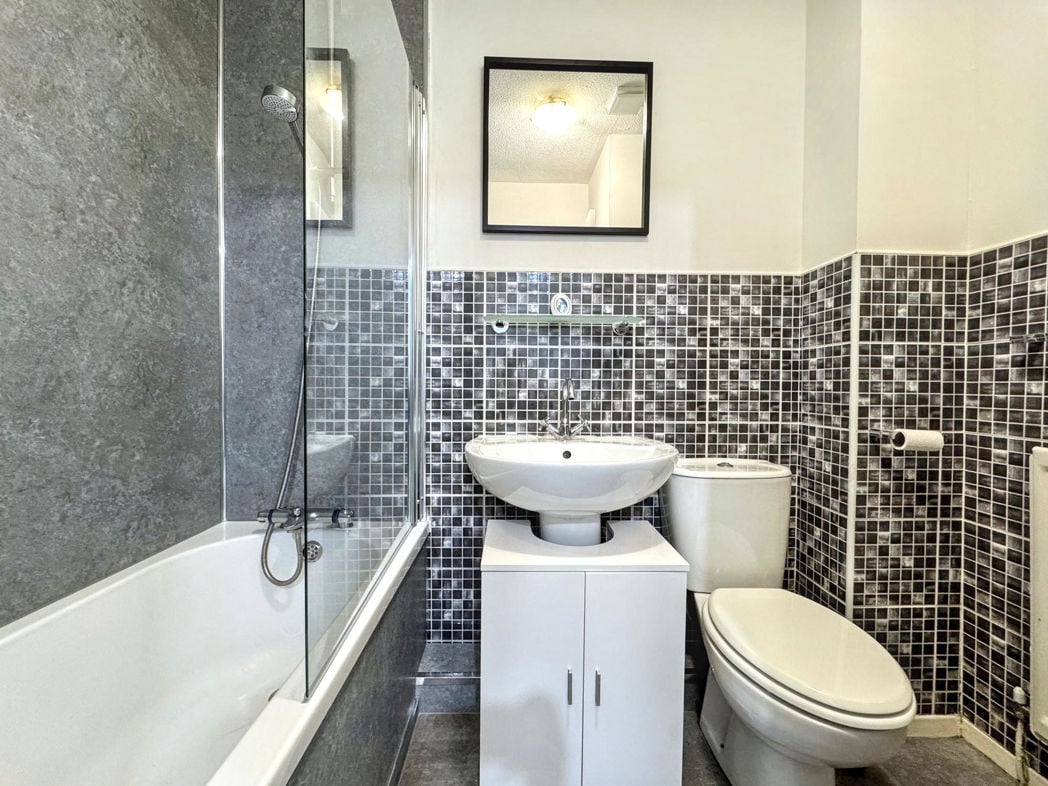 Property image 13 of 16