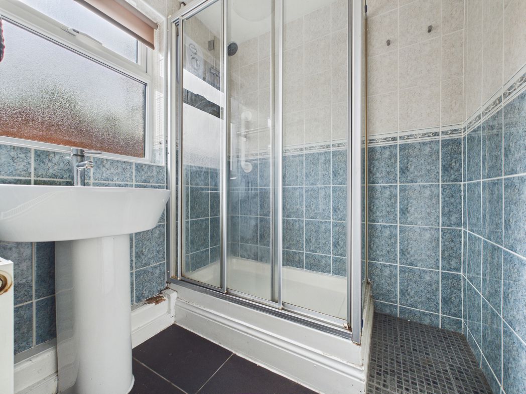Property image 6 of 11