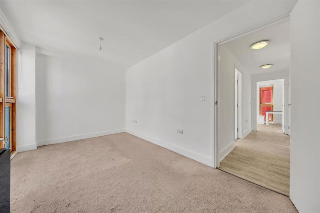 Property image 1 of 23