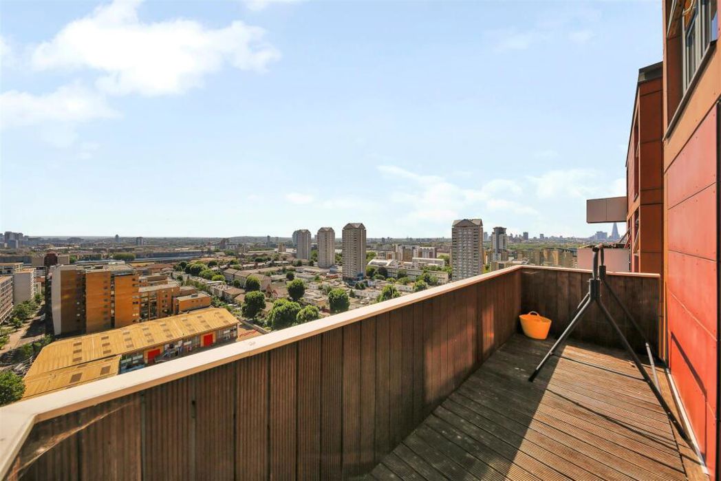 Property image 18 of 23