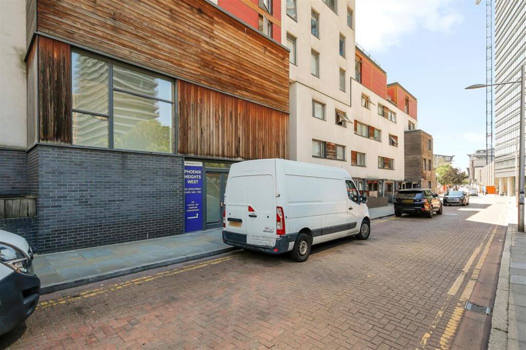 Property image 21 of 23