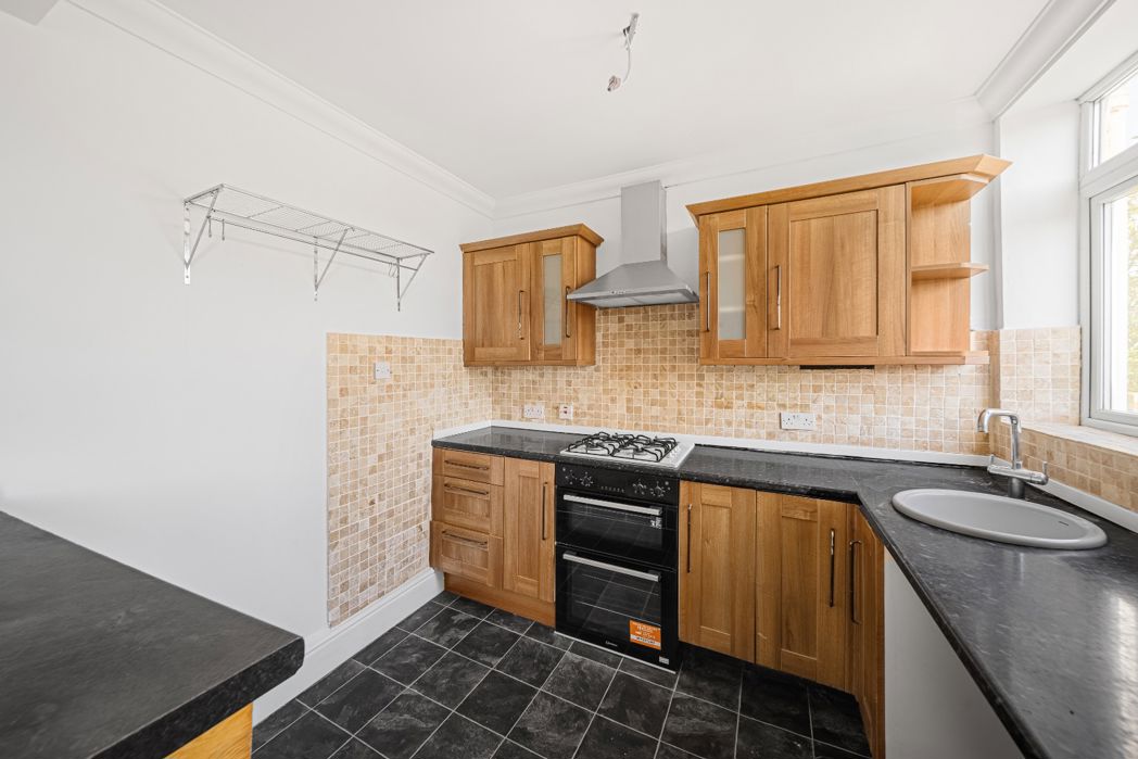 Property image 4 of 17