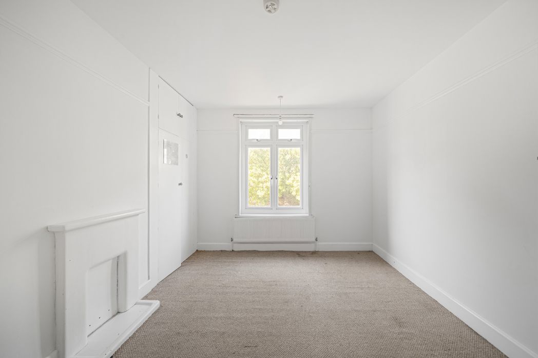 Property image 9 of 17