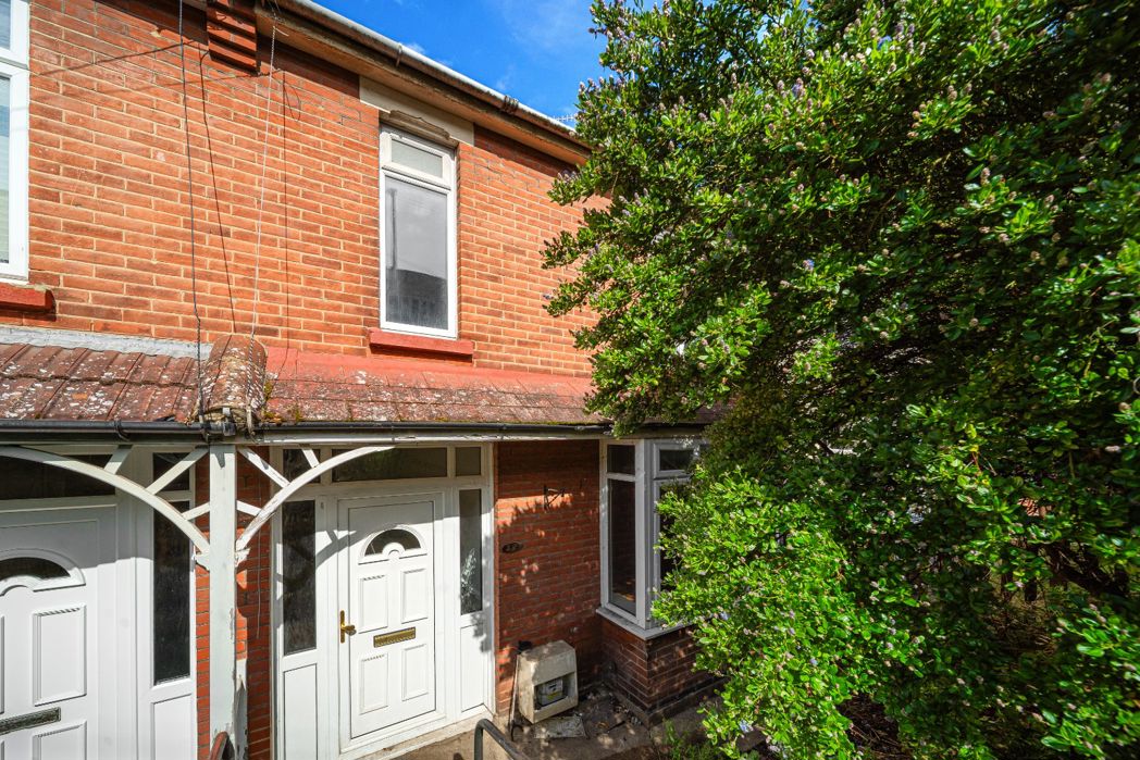 Property image 1 of 17