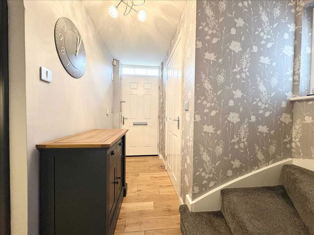 Property image 14 of 32