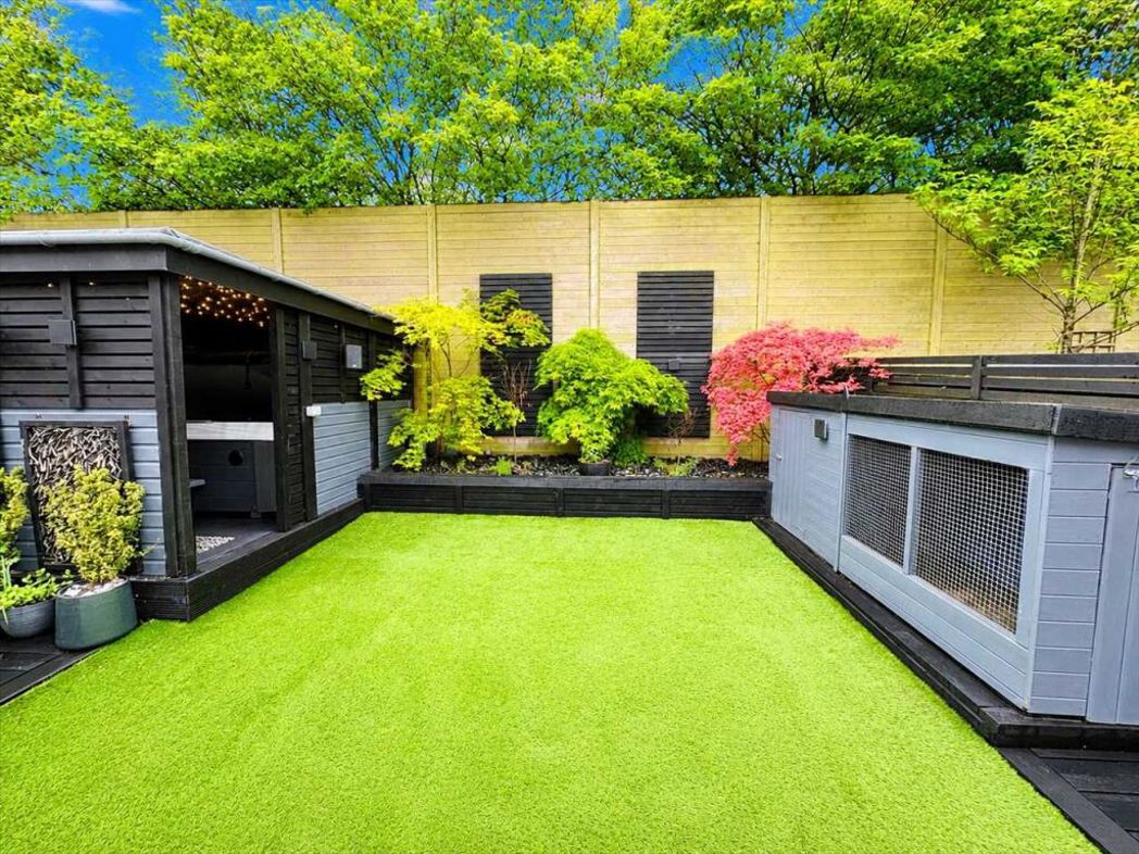 Property image 30 of 32
