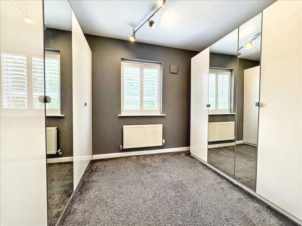 Property image 22 of 32