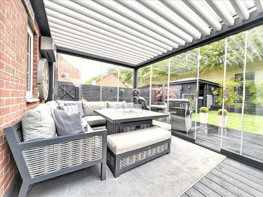 Property image 13 of 32