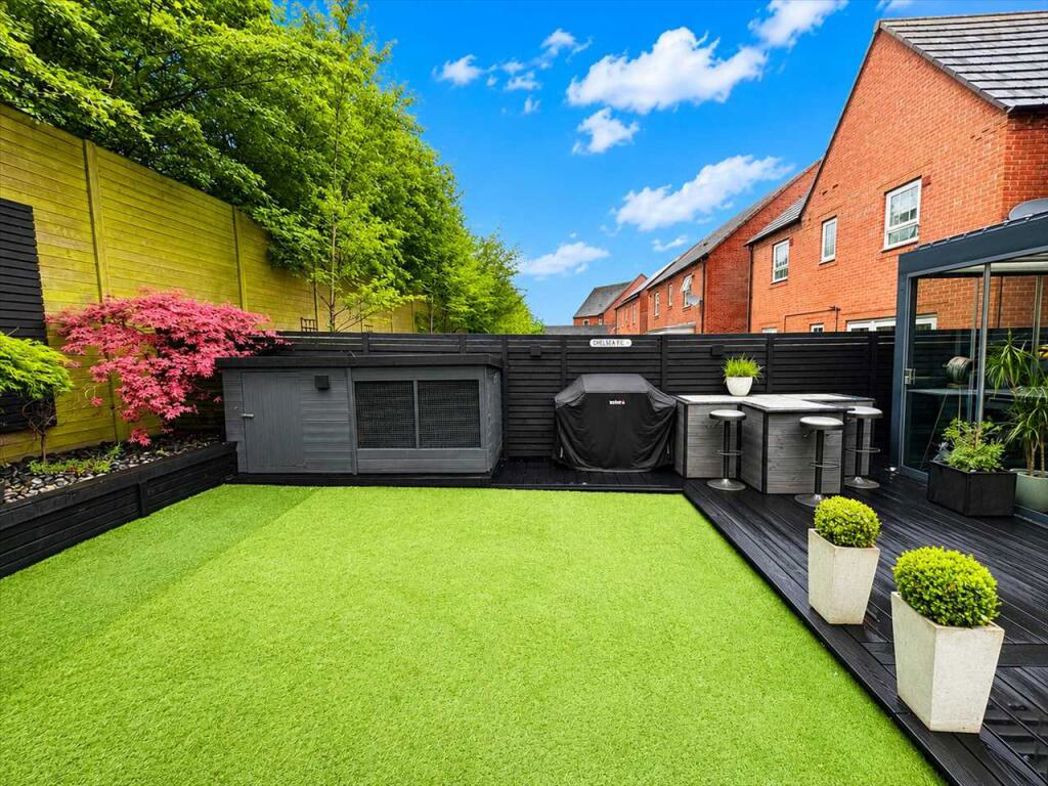 Property image 32 of 32