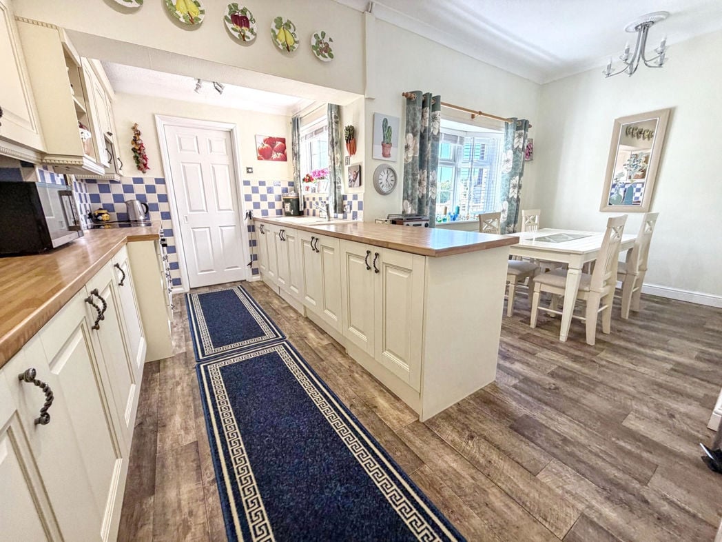 Property image 2 of 26