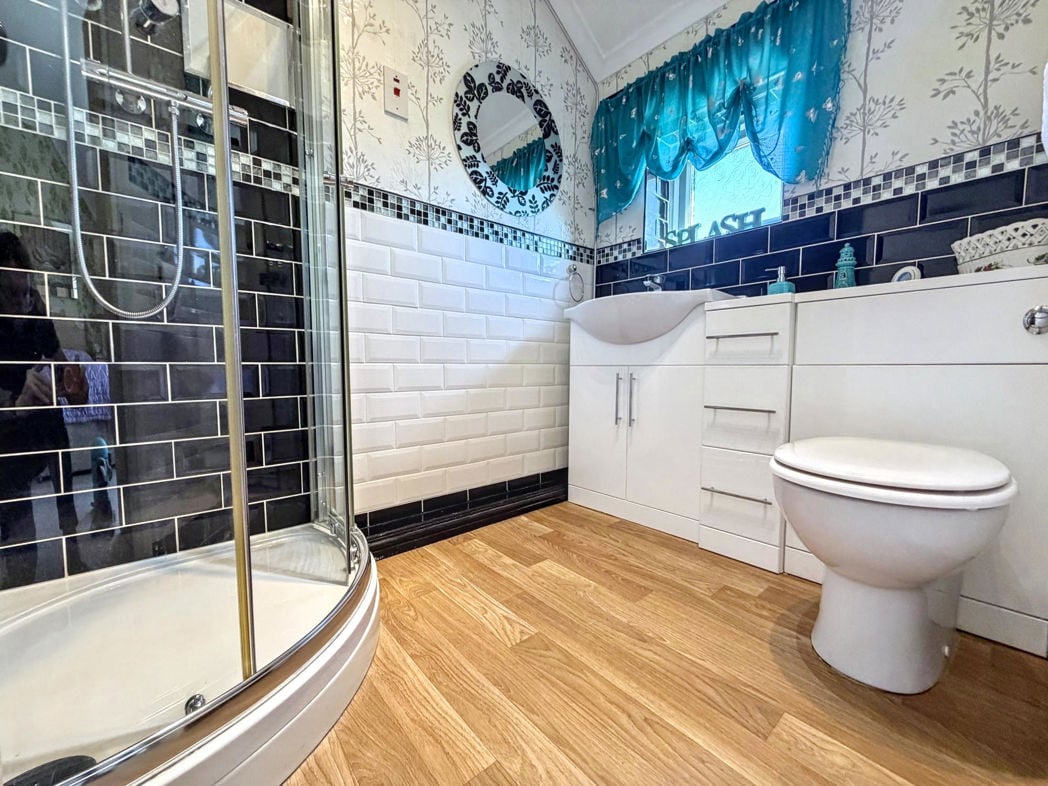 Property image 18 of 26