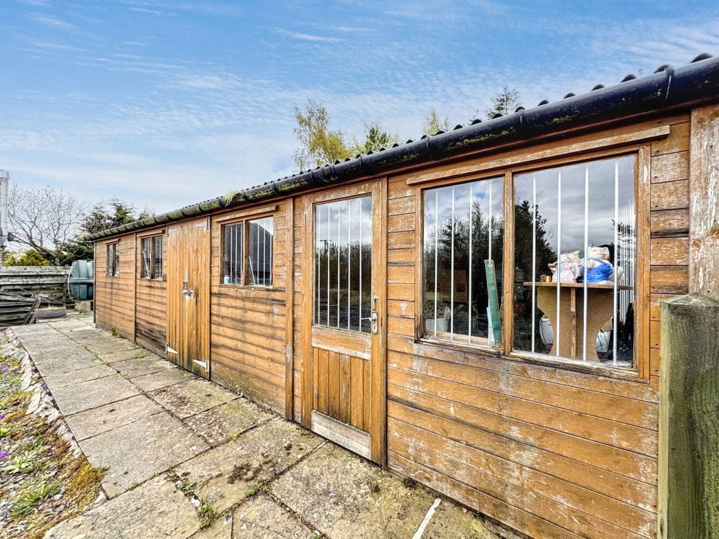 Property image 22 of 27