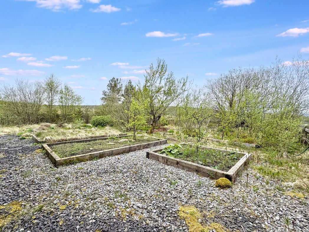 Property image 21 of 27