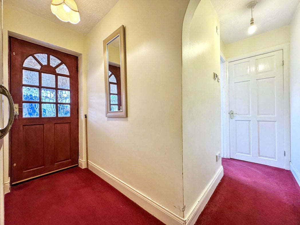 Property image 13 of 27
