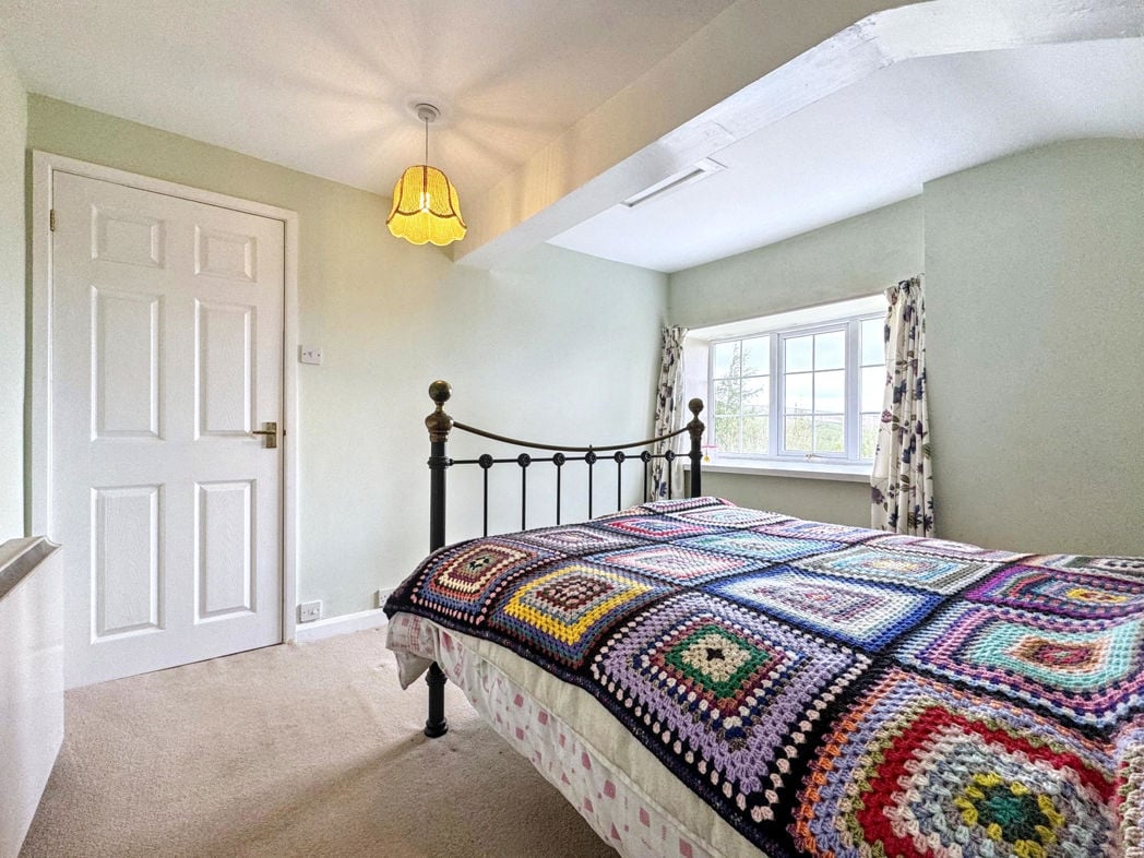 Property image 19 of 27