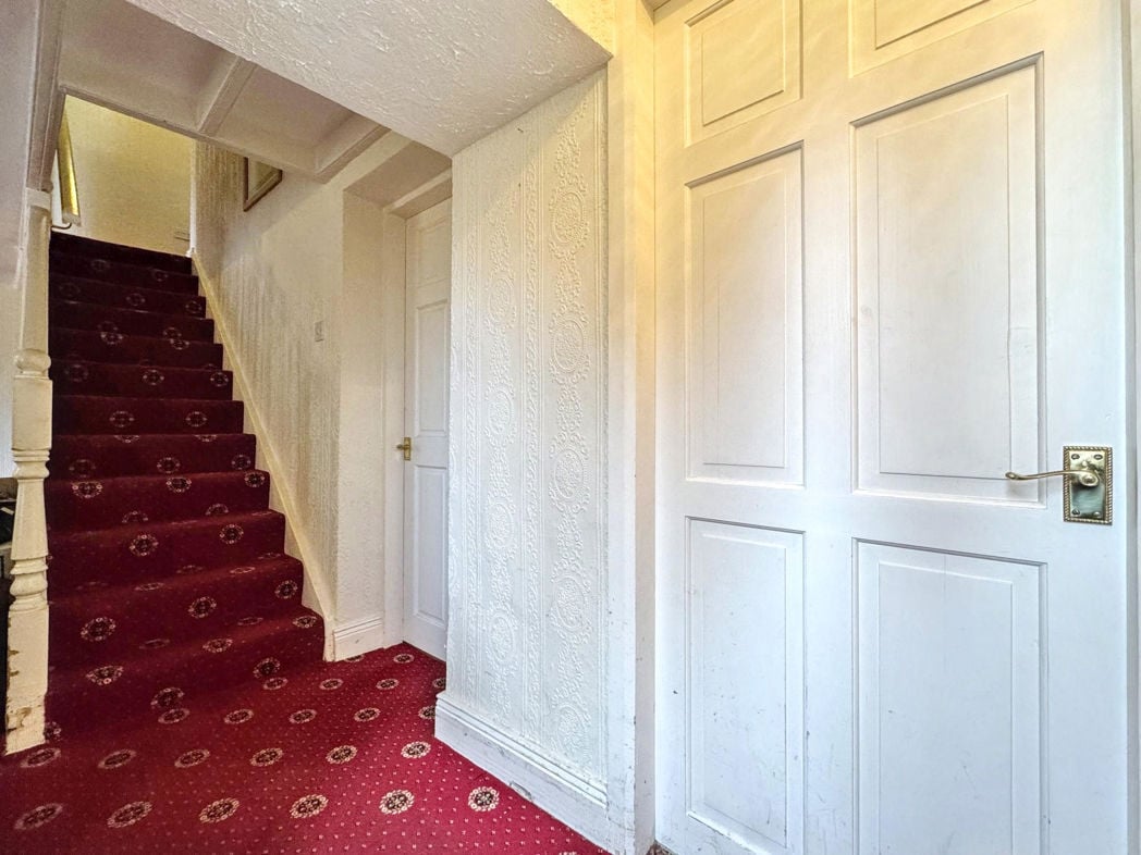 Property image 6 of 27