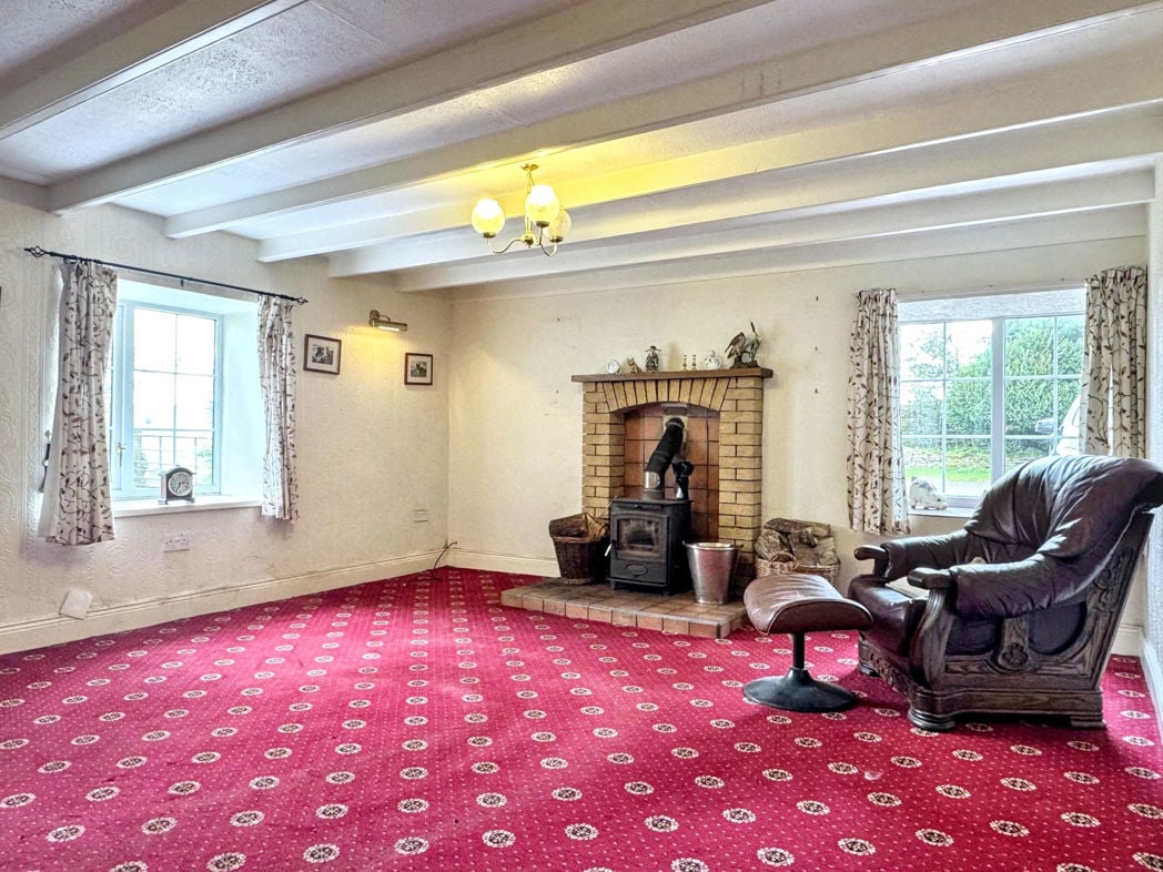 Property image 2 of 27
