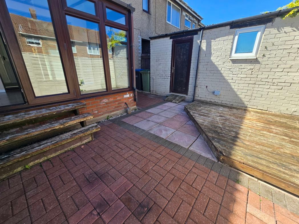 Property image 16 of 18