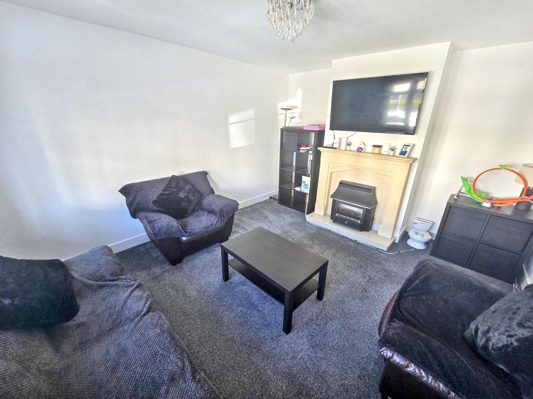 Property image 2 of 15