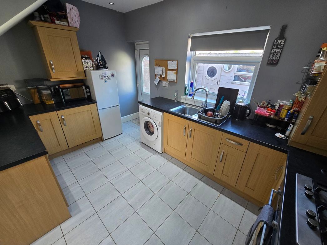 Property image 3 of 18