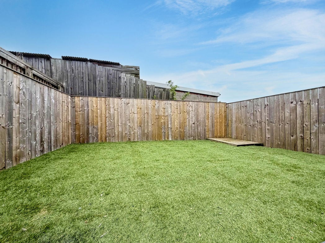 Property image 21 of 23