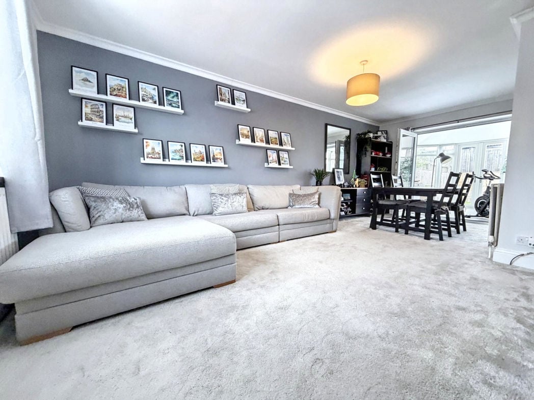 Property image 5 of 23