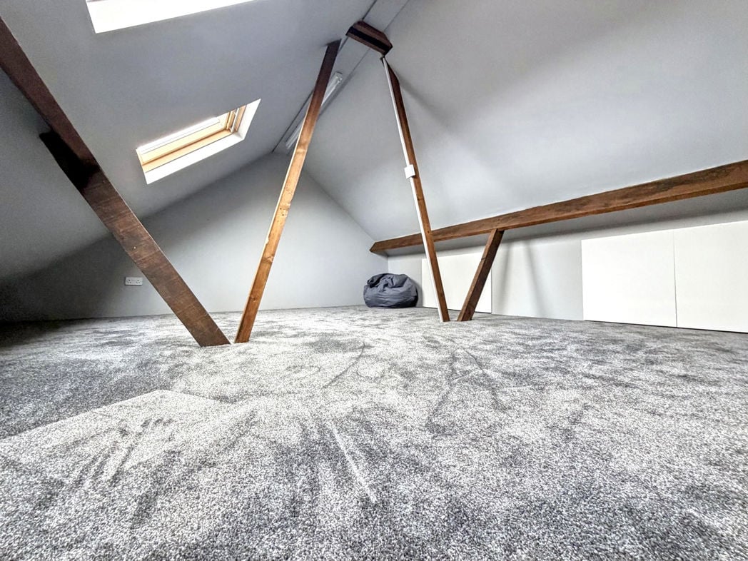 Property image 15 of 23