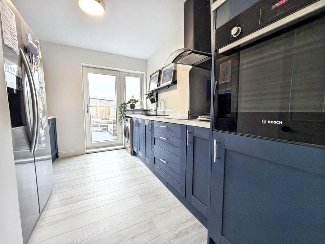 Property image 8 of 23