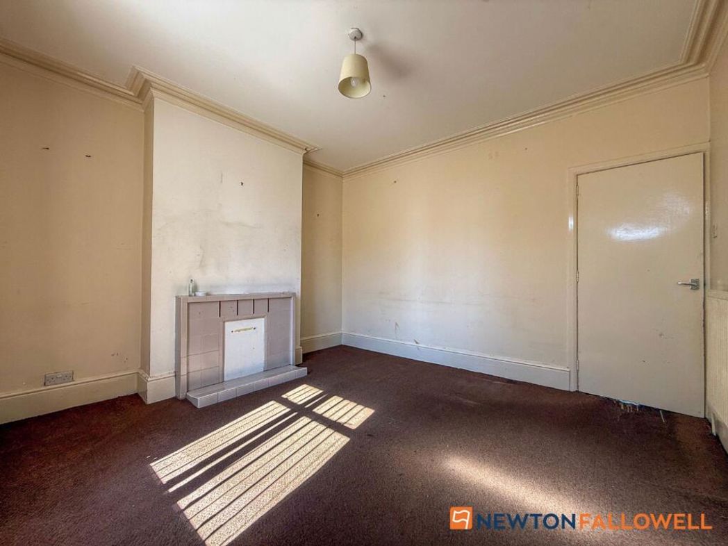 Property image 10 of 16