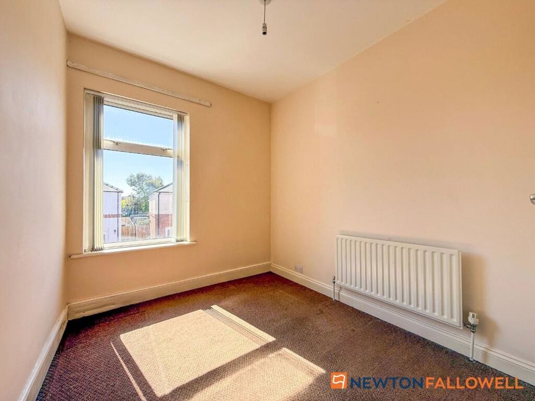Property image 12 of 16