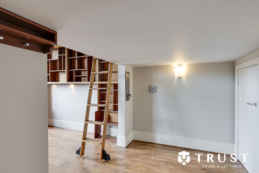 Property image 6 of 22