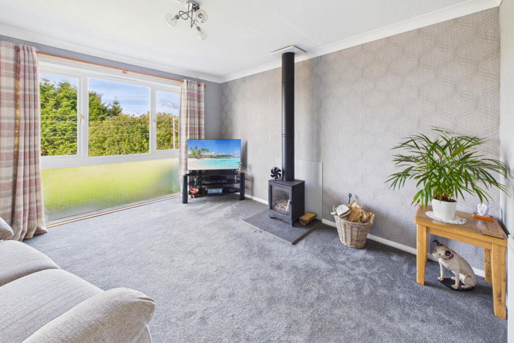 Property image 11 of 27