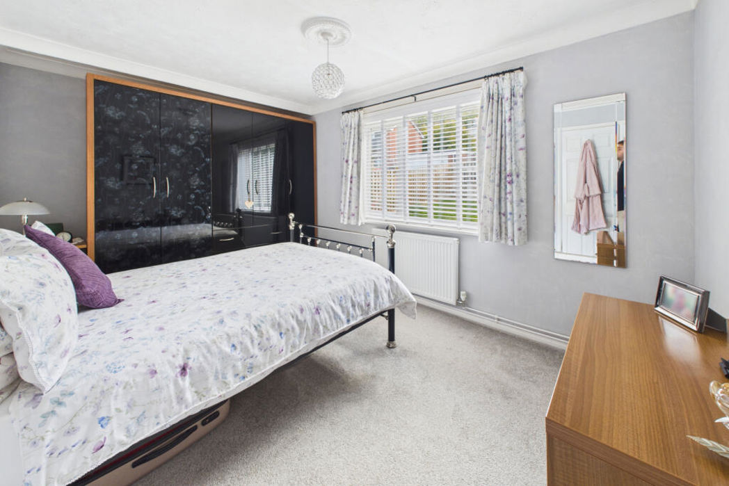 Property image 15 of 27