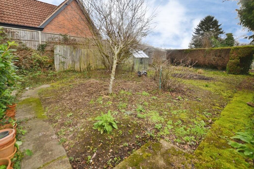 Property image 8 of 25