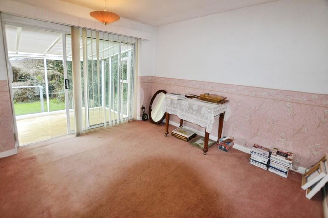 Property image 10 of 25