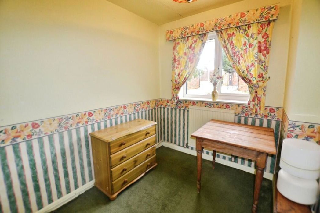 Property image 11 of 25
