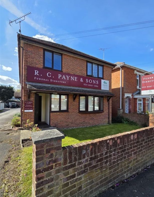 Property image 1 of 12